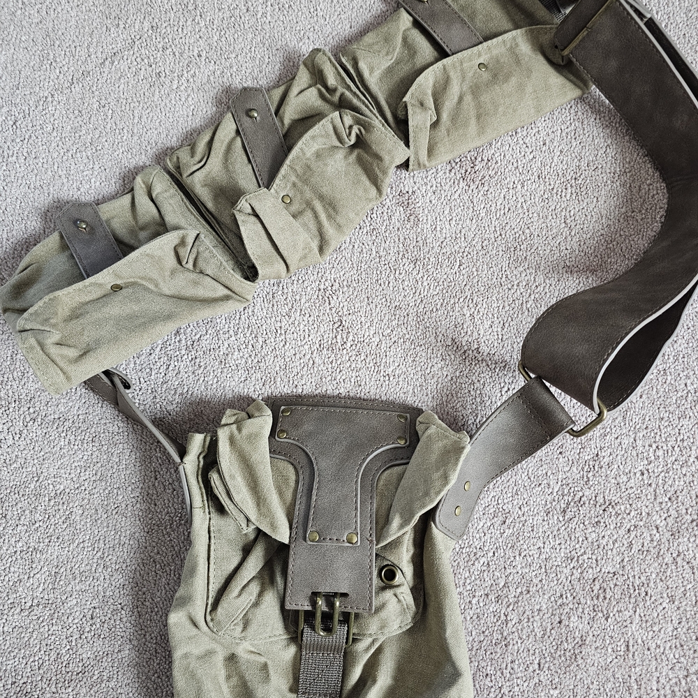 Star Wars Olive Canvas Belt Bag